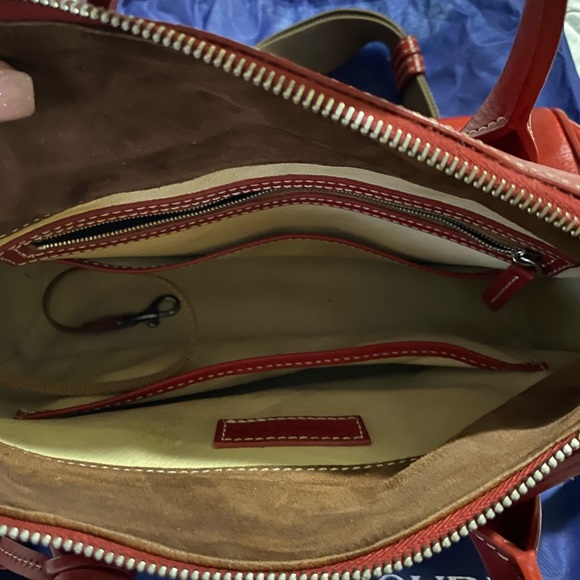 SOLD - Red leather Dooney & Bourke handbag - Picture 6 of 12